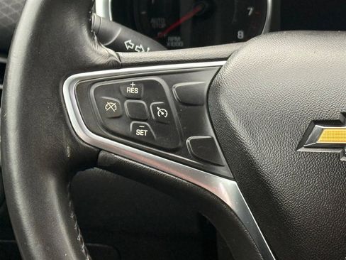 Used 2017 Chevrolet Malibu LT image 12