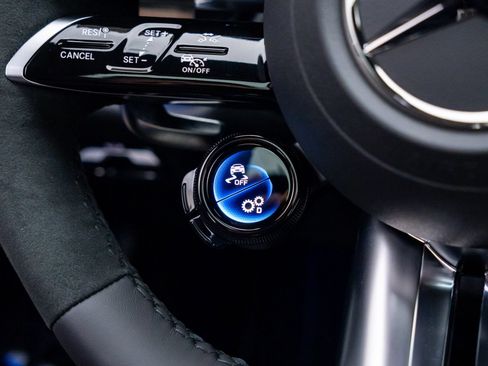New 2026 Mercedes-Benz E 53 AMG e 4MATIC Sedan image 26