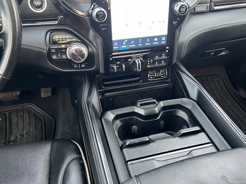 Used 2022 RAM 1500 Limited image 15