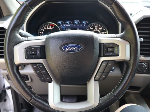 Used 2019 Ford F150 Lariat AWD/4WD image 31