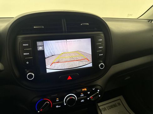 Used 2023 Kia Soul LX FWD image 39