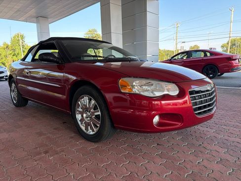 Used 2004 Chrysler Sebring Limited FWD image 6