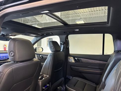 New 2025 Buick Enclave Avenir w/ Trailering Package, 5000 lbs. image 29