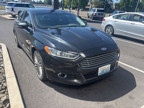 Used 2014 Ford Fusion Titanium FWD image 7