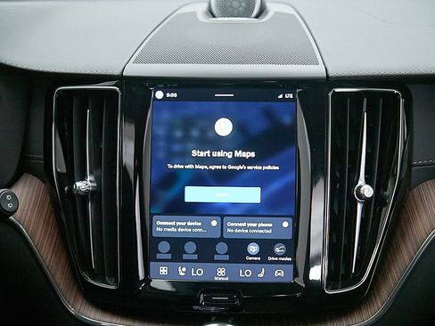 Certified 2023 Volvo XC60 T8 Ultimate w/ Climate Package AWD/4WD image 26