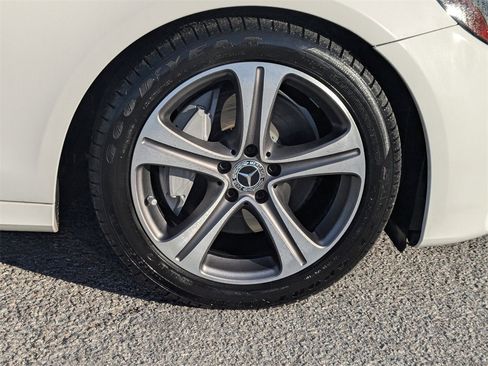 Used 2020 Mercedes-Benz E 350 Sedan image 12