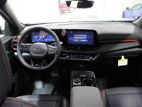 New 2026 Chevrolet Equinox RS w/ Convenience Package III image 3