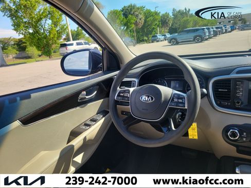 Used 2019 Kia Sorento FWD image 22