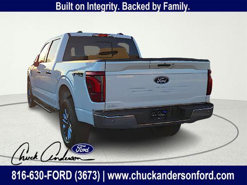Used 2024 Ford F150 Lariat w/ FX4 Off-Road Package image 5