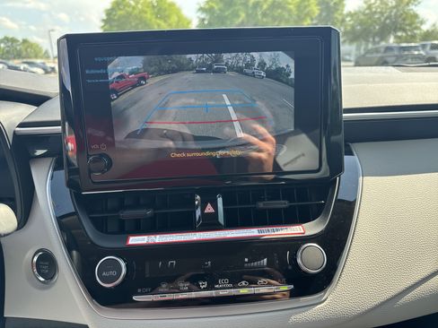 Used 2026 Toyota Corolla LE image 19