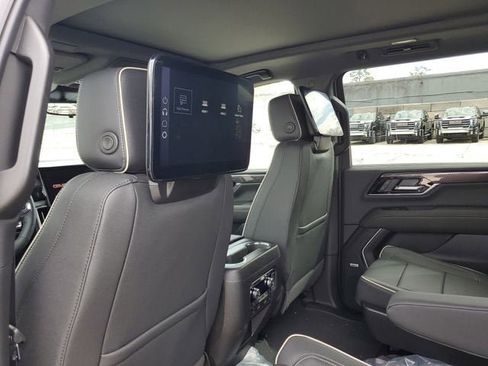 New 2026 GMC Yukon XL Elevation w/ Elevation Premium Package image 10