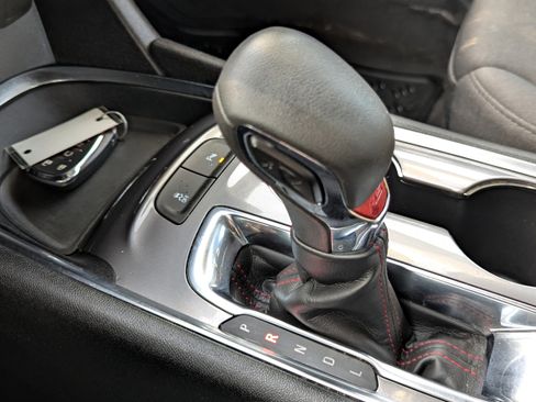 Used 2021 Chevrolet Malibu RS image 9