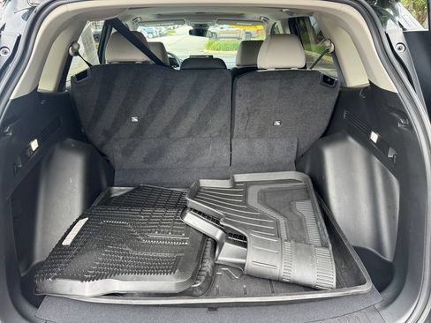 Used 2023 Honda CR-V EX image 16