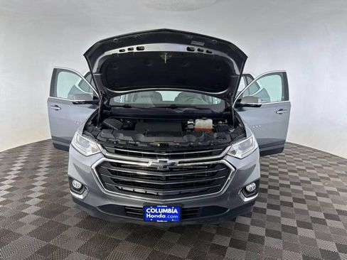 Used 2019 Chevrolet Traverse LT FWD image 14
