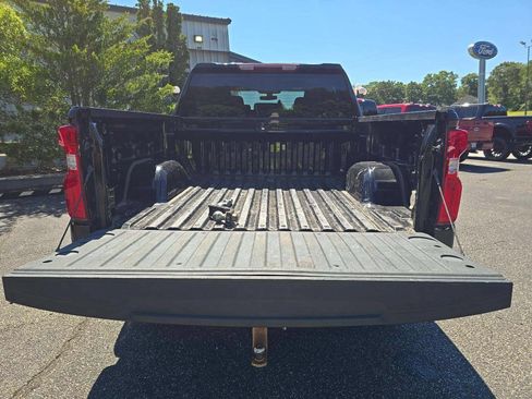 Used 2021 Chevrolet Silverado 1500 Custom AWD/4WD image 8