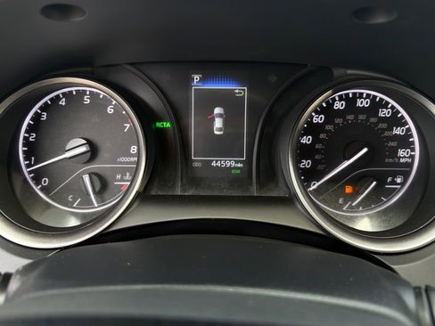 Used 2024 Toyota Camry SE w/ Convenience Package FWD image 25