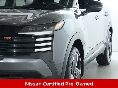 Certified 2025 Nissan Kicks SR w/ SR Premium Package image 7