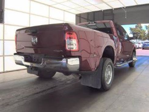 Used 2024 RAM 3500 Tradesman w/ Chrome Appearance Group AWD/4WD image 6