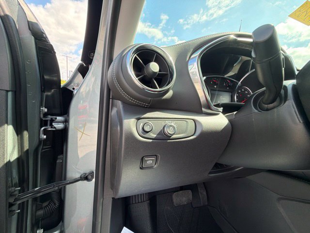 New 2026 Chevrolet Blazer LT w/ Convenience Package FWD image 40