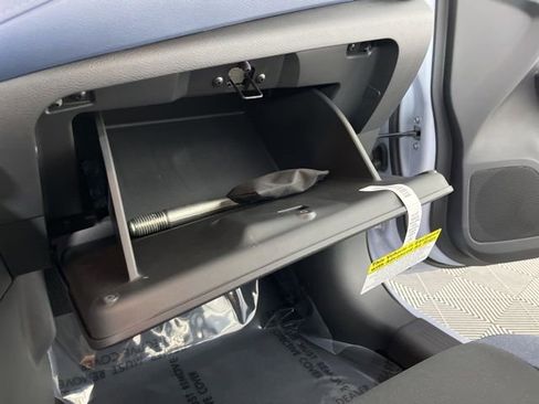 New 2025 Nissan Versa SV w/ Trunk Package image 39