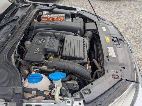 Used 2014 Volkswagen Jetta SEL FWD image 39