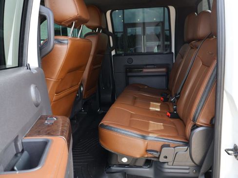 Used 2016 Ford F250 Platinum w/ FX4 Off-Road Package image 10