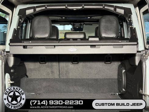 Used 2024 Jeep Wrangler Unlimited Rubicon 4xe AWD/4WD image 28