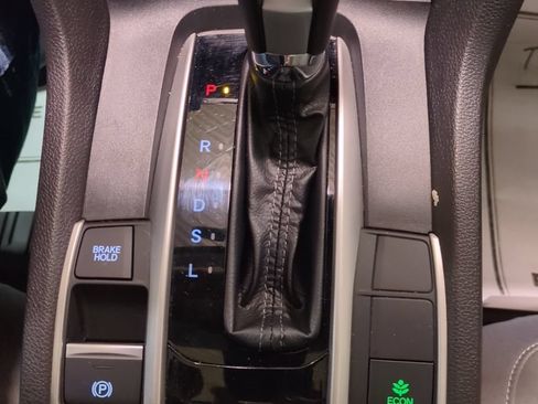 Used 2020 Honda Civic EX image 19