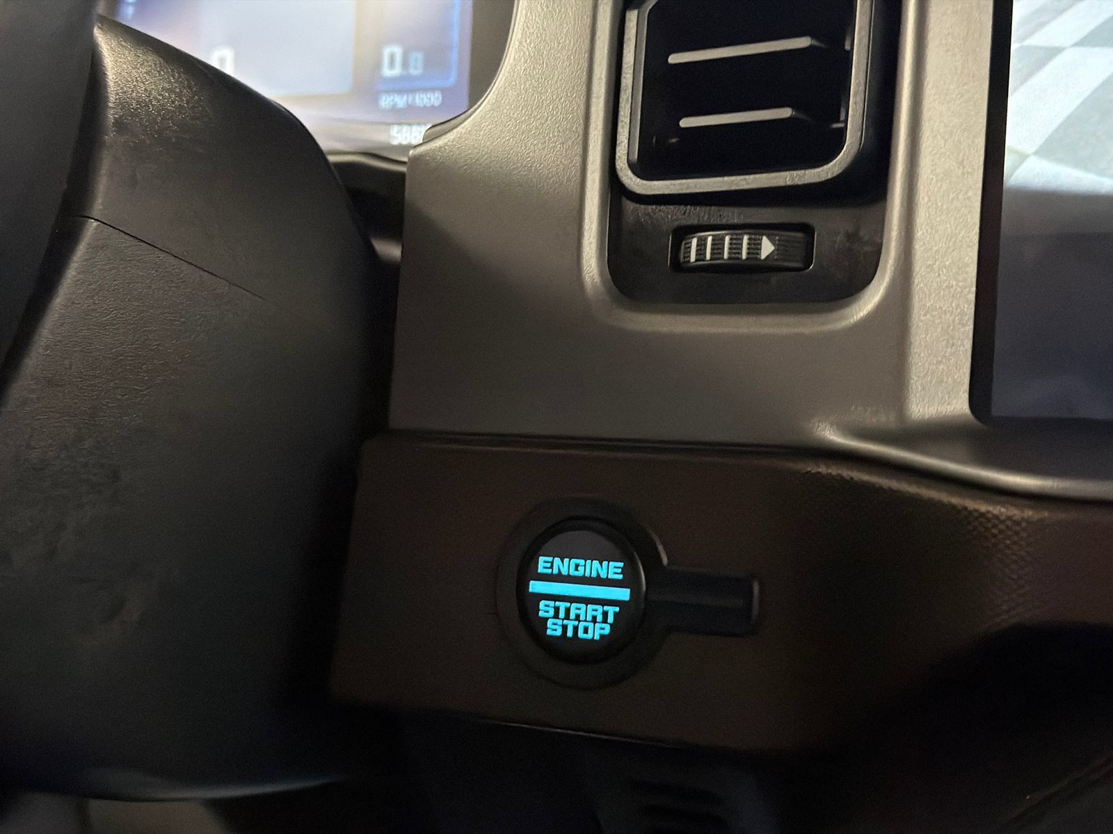 Used 2023 Ford Bronco Outer Banks AWD/4WD image 27