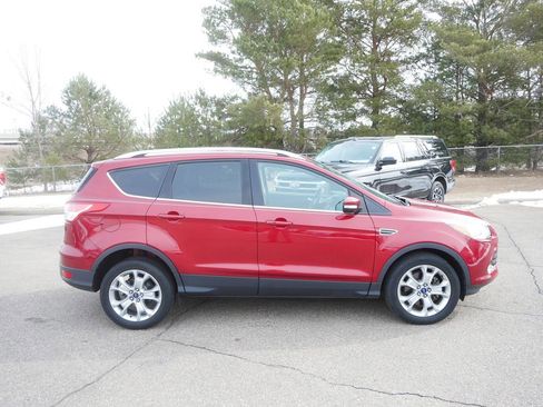 Used 2015 Ford Escape Titanium image 4