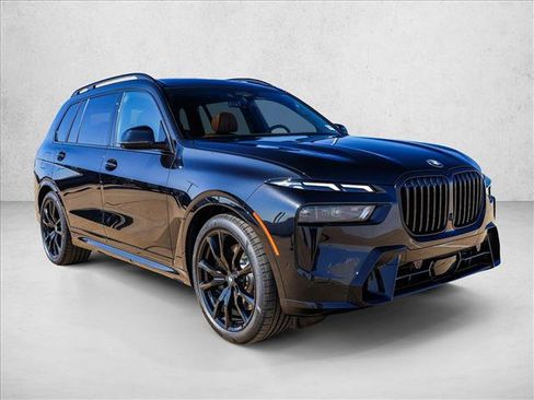 Used 2027 BMW X7 xDrive40i w/ Executive Package AWD/4WD image 3