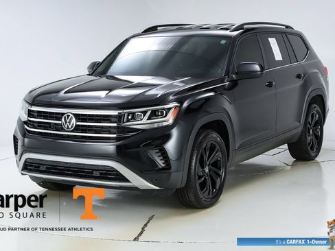Used 2023 Volkswagen Atlas SE w/ Black Wheel Package FWD image 39