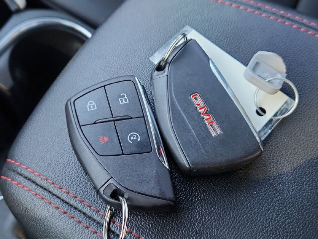 Used 2024 GMC Canyon AT4X AWD/4WD image 50