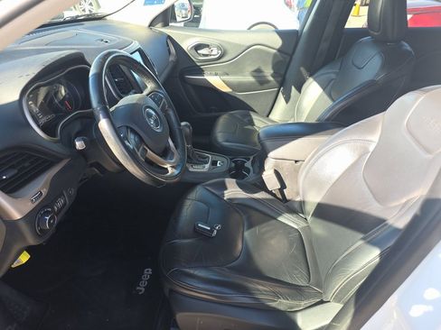 Used 2018 Jeep Cherokee Limited w/ High Altitude Package image 4