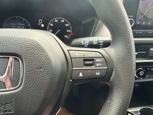 Used 2025 Honda HR-V LX image 27