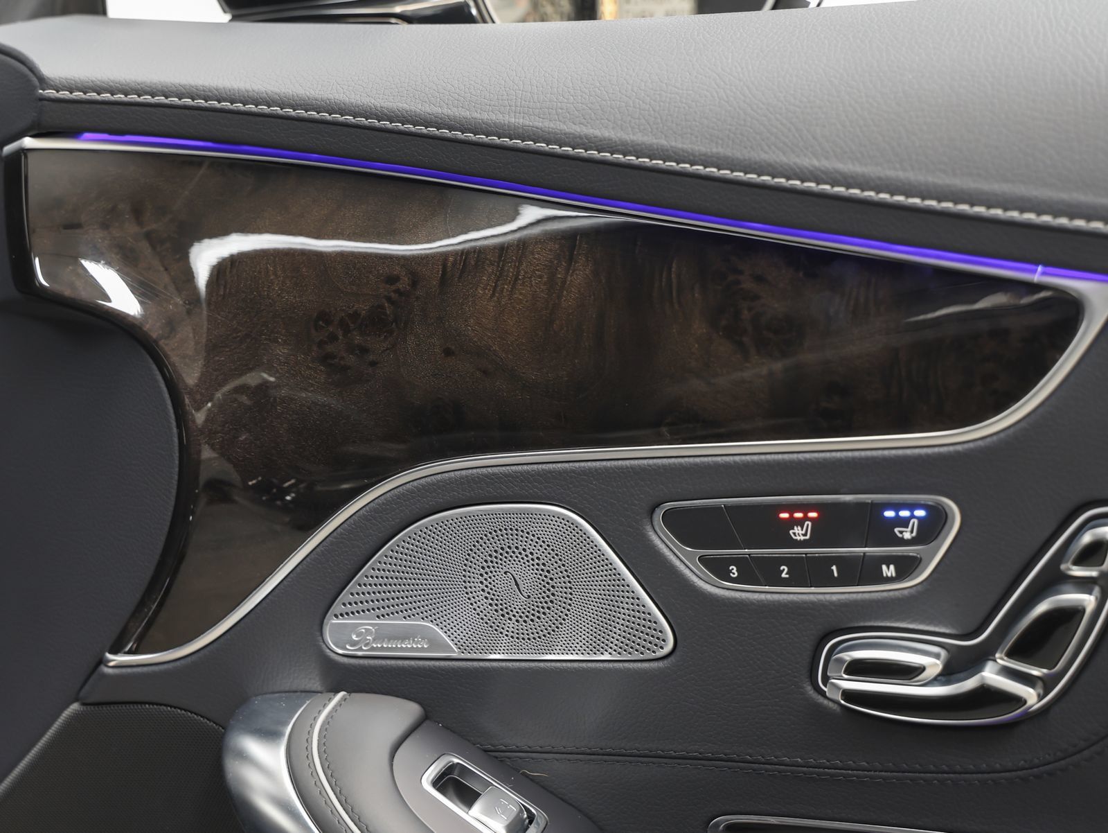 Used 2020 Mercedes-Benz S 560 4MATIC Coupe image 28