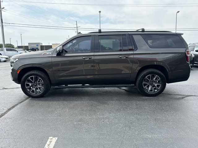 Used 2021 Chevrolet Suburban Z71 w/ Z71 Signature Package AWD/4WD image 12