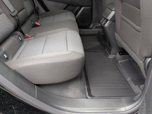 New 2026 Chevrolet Equinox LT FWD image 25