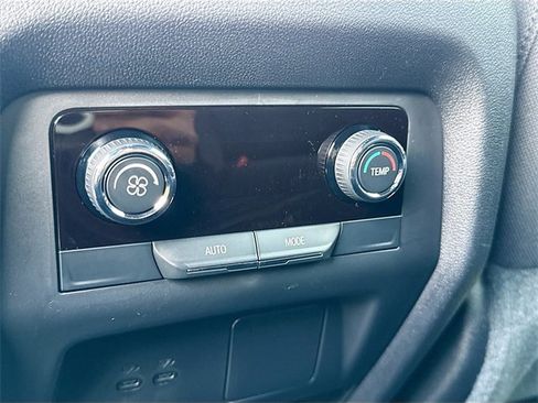 New 2026 Chevrolet Traverse LT w/ LPO, Floor Liner Package image 29