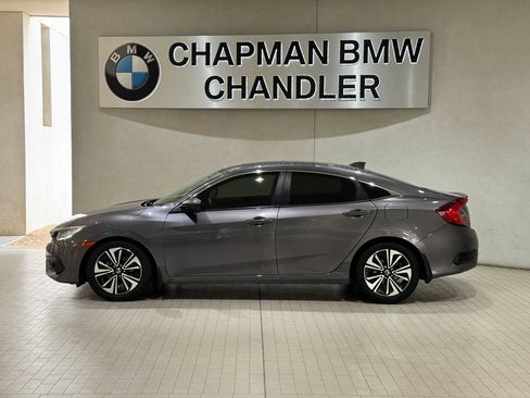 Used 2018 Honda Civic EX-T image 3