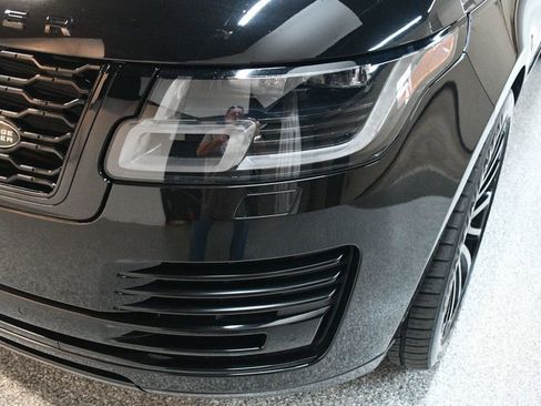 Used 2018 Land Rover Range Rover Supercharged image 12