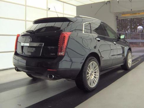 Used 2016 Cadillac SRX Luxury w/ Driver Awareness Package image 3