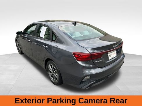 Used 2022 Kia Forte LXS image 3