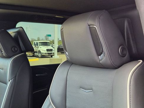 Certified 2024 Cadillac Escalade ESV Sport w/ Touring Package image 12