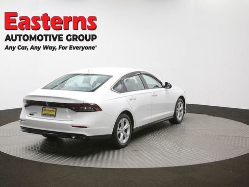 Used 2025 Honda Accord LX image 38