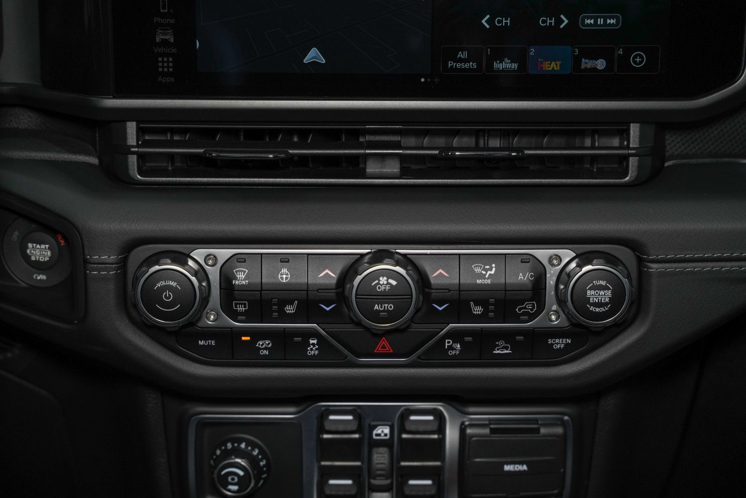 Used 2025 Jeep Wrangler Unlimited Rubicon 392 AWD/4WD image 50