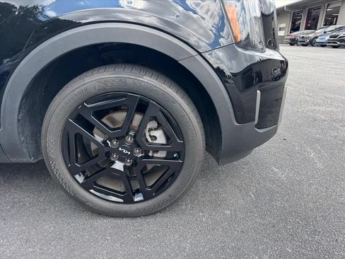Certified 2023 Kia Telluride EX X-Line AWD/4WD image 2