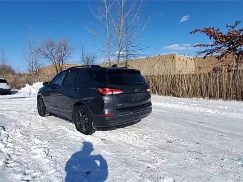 Certified 2023 Chevrolet Equinox RS w/ LPO, Floor Liner Package image 6