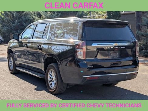 Used 2023 Chevrolet Suburban LT w/ Luxury Package RWD image 7