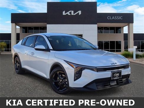 Certified 2025 Kia K4 LXS image 1